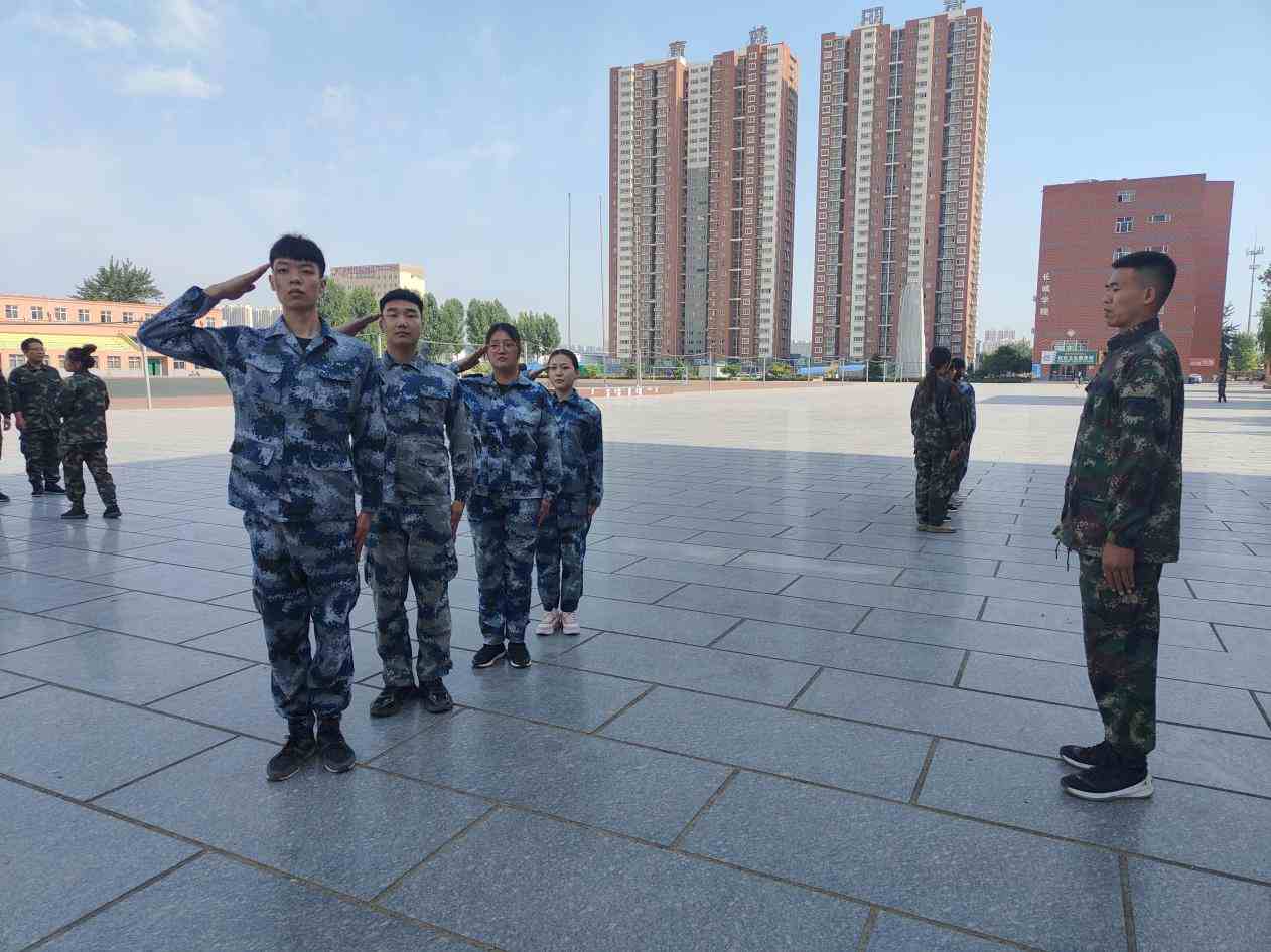 ag8亚集团九游会官方网站开展“传帮带”式新入职辅导员培训day2