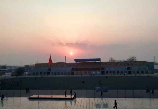 谈一别奋斗路 聚四载同窗情  ——ag8亚集团九游会官方网站2022届毕业 生欢送会