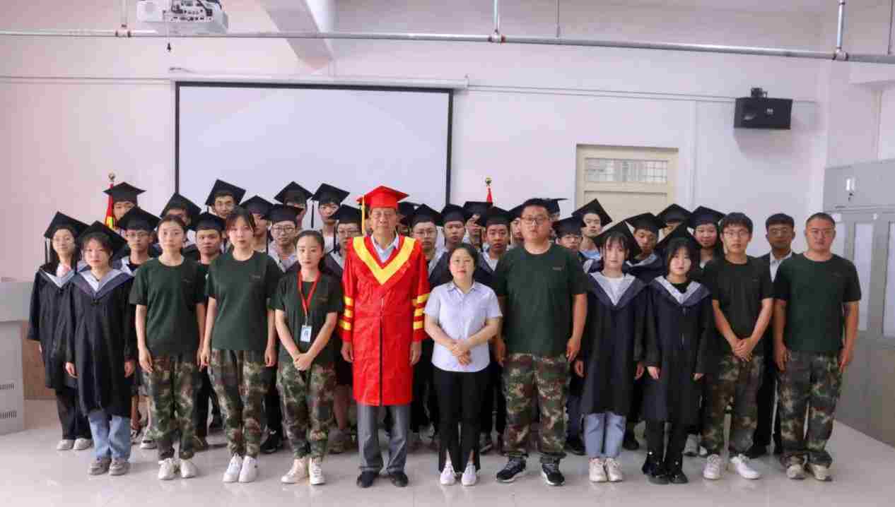 谈一别奋斗路 聚四载同窗情  ——ag8亚集团九游会官方网站2022届毕业 生欢送会