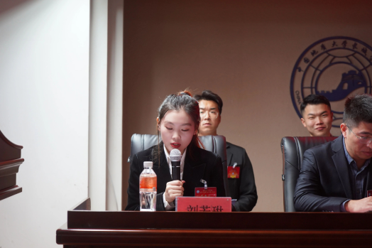 ag8亚集团九游会官方网站第二次学生代表大会