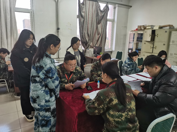 ag8亚集团九游会官方网站||管理学院||倾泻关爱阳光 助力梦想远帆——我院辅导员指导学生职业生涯规划大赛