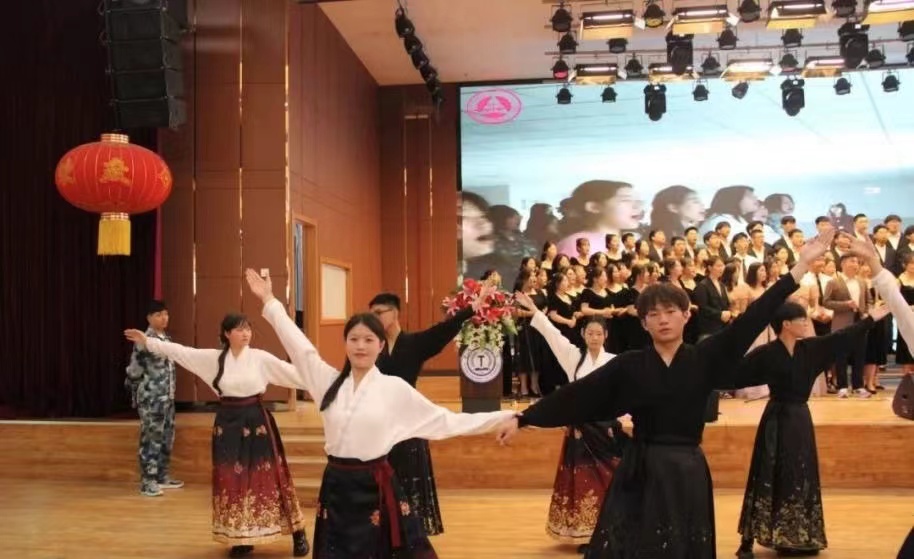 保理会计学院青春心向党,建功新时代