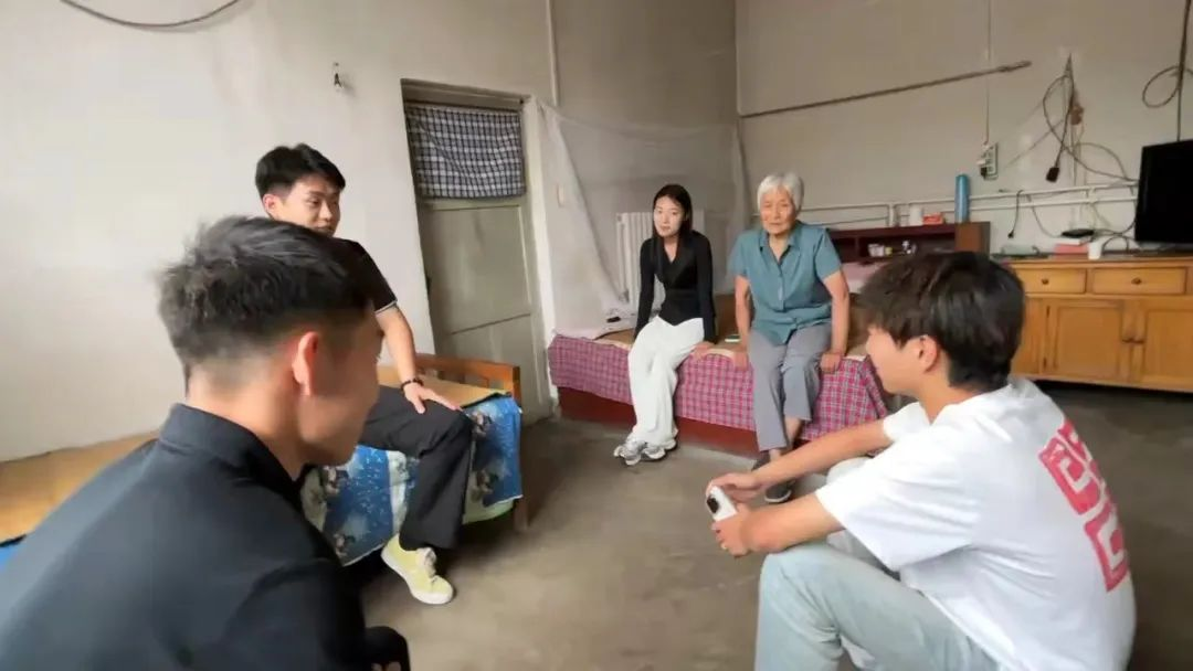 家校共协同,携手促成长/ag8亚集团九游会官方网站暑期大家访系列(二)