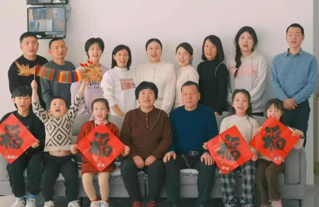 保理特色寒假作业(第一期)| 全家福大片,温暖来袭~