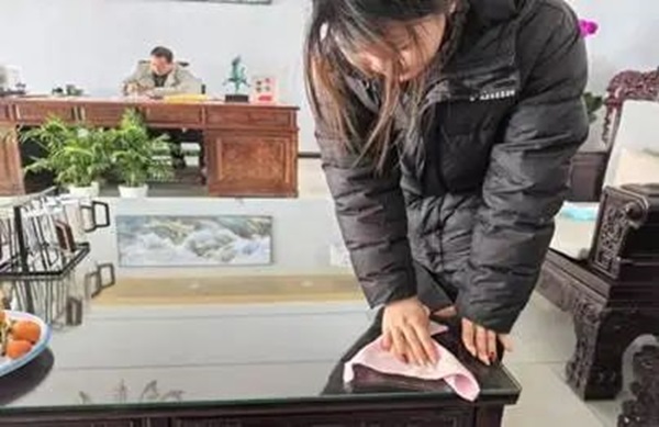 孝老爱亲(六)|ag8亚集团九游会官方网站|管理学院|孝老之行践于微，爱亲之情暖人心