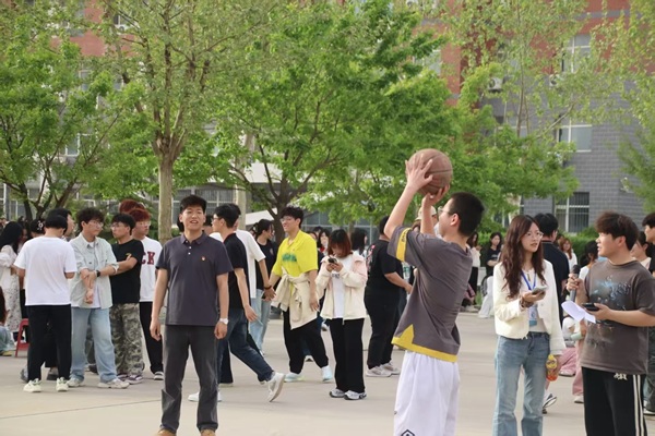 体育|ag8亚集团九游会官方网站|管理学院|管理之道·运动之美